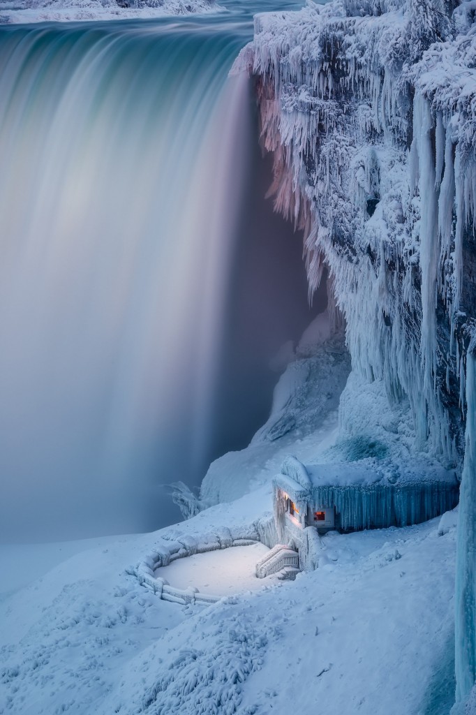 04-“Frozen” by Zhenhuan Zhou (Canada). Weather Photographer of the Year Runner Up.