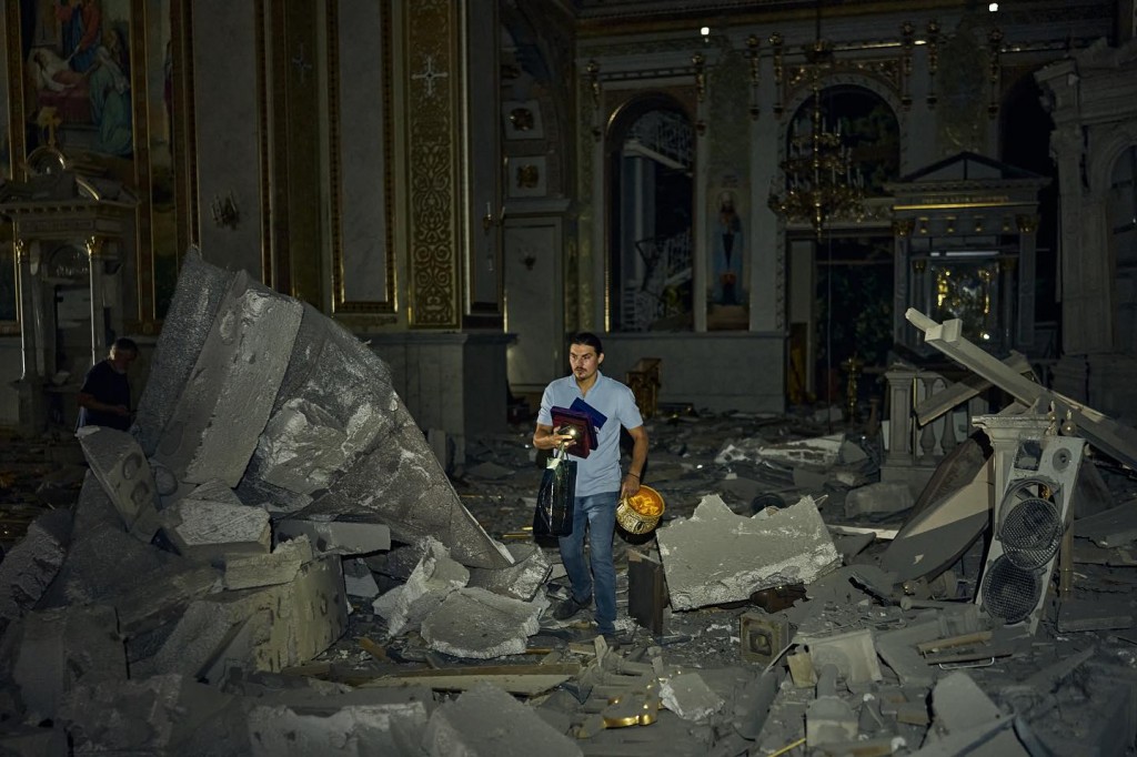 09-Спасо-Преображенский кафедральный собор после взрывов 23.07.23