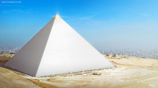 Пирамида в Гизе (реконструкция)