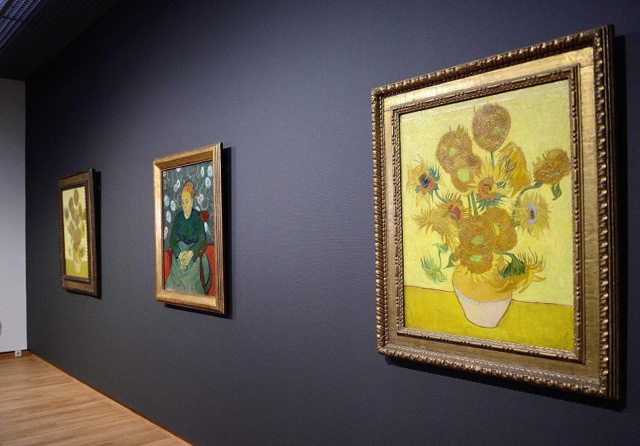 Экспонаты Музея Ван Гога (Амстердам), фото Reuters