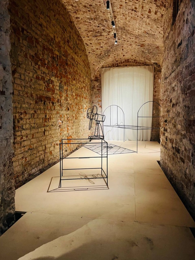 10-Инсталляция Ани Желудь