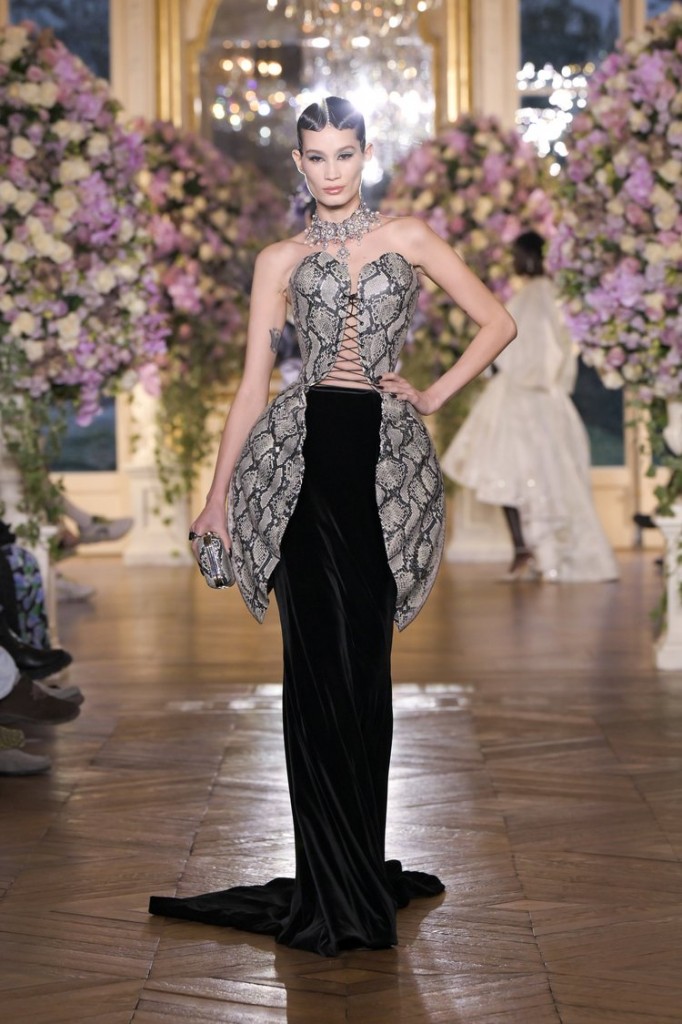 Miss Sohee HC SS 2025Paris Fashion Week January 2025