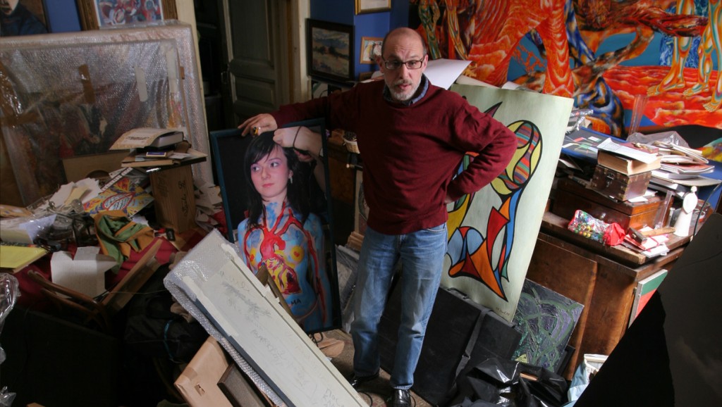 Коллекционер Михаил Алшибая. Фото Сергея Шахиджаняна